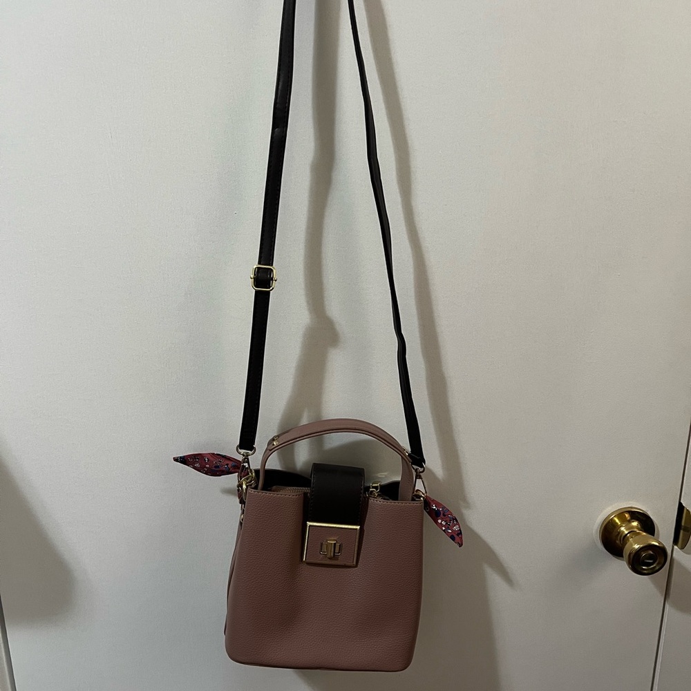 Elegant Tan Crossbody Bag